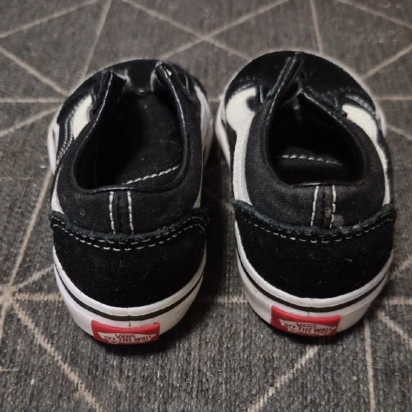 Vans Kids Black and White Slip-On Sneakers - Picture 3 of 6